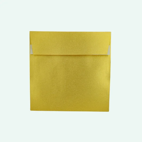 Wenskaartenvelop 140 x 140 mm goud